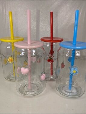Colorful Flower & Heart Glass Tumbler with Straw  set of 4